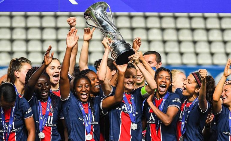 PSG : la joie d’Al-Khelaifi, Echouafni et des Parisiennes après la victoire historique !